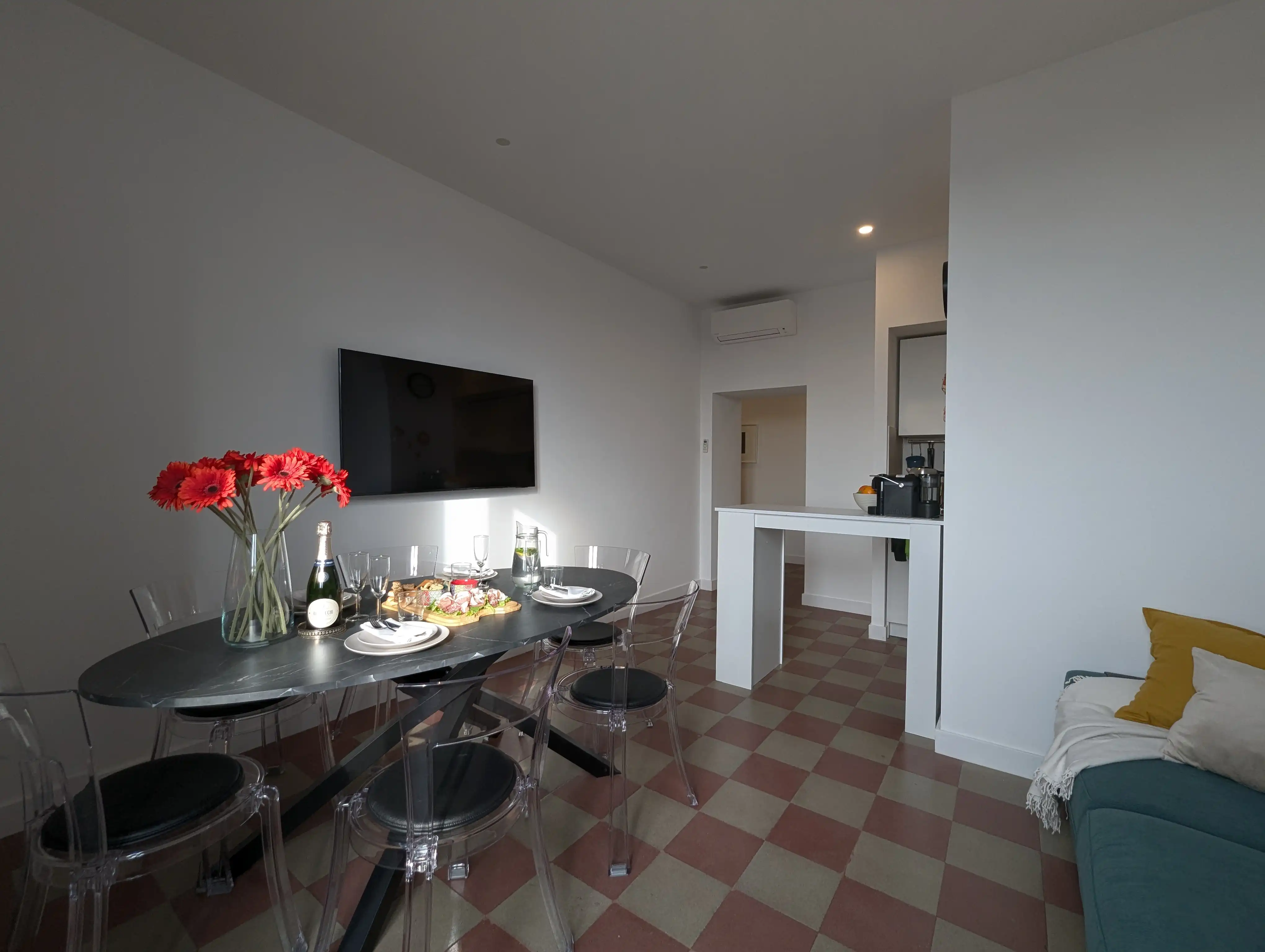 Holiday Rental Trevi Rome - Iconica fontana e shopping di lusso nel cuore di Roma
